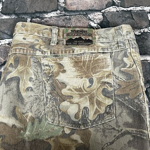 Vintage Wrangler Rugged Wear Jeans Mens 44x28 Advantage Leaf Camo Hunting Pants - Picture 2 of 13